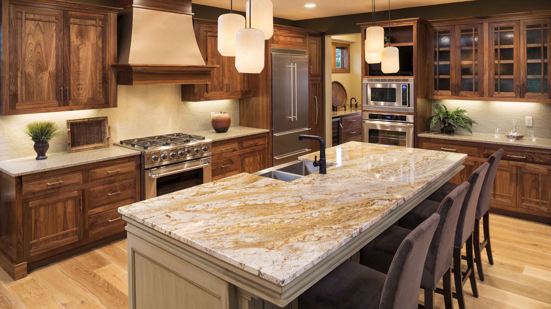 Custom Granite Solutions 